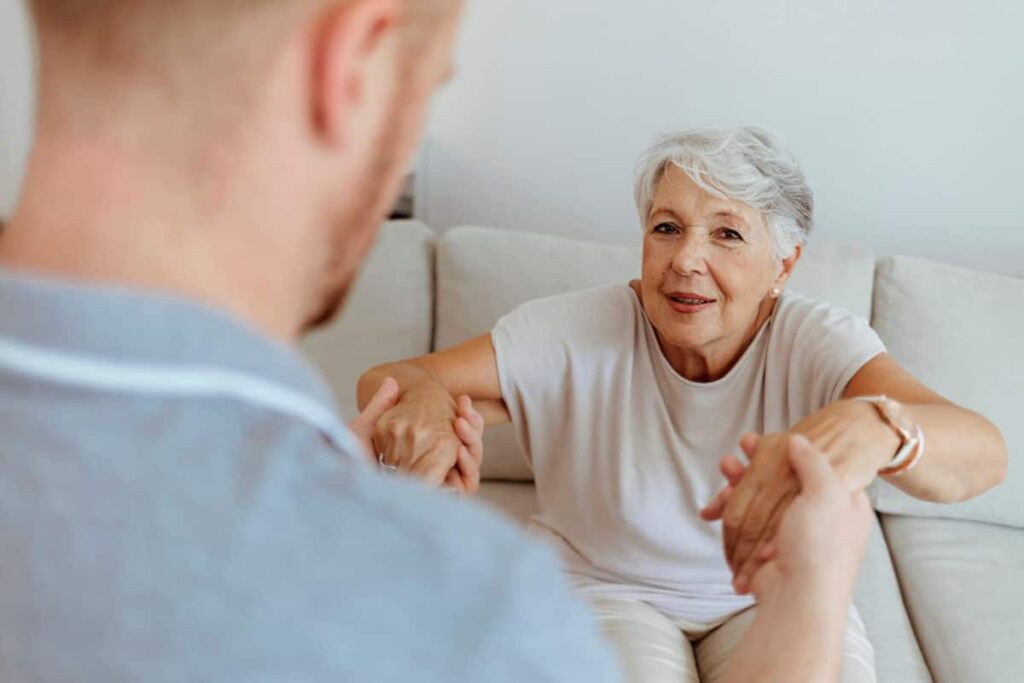 Tips to ease your parents transition to memory care