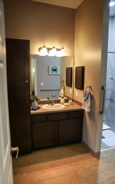 Heritage Pointe assisted living model apartment bath