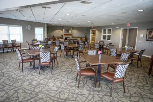 Heritage Pointe assisted living community room