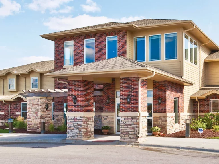 Heritage Pointe assisted living entrance​