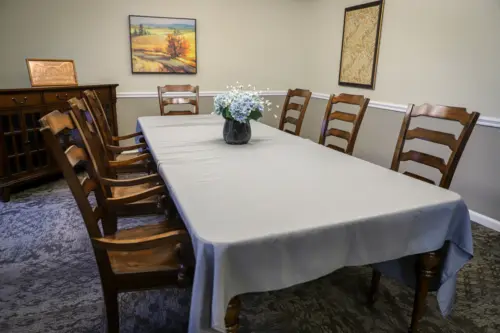 The Heritage at Shalimar Gardens assisted living private dining room​