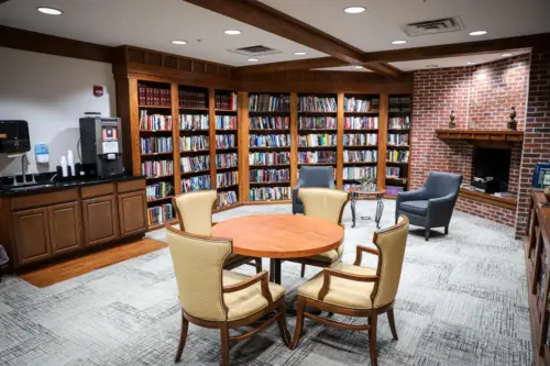 Heritage Ridge senior living library and coffee/snack area