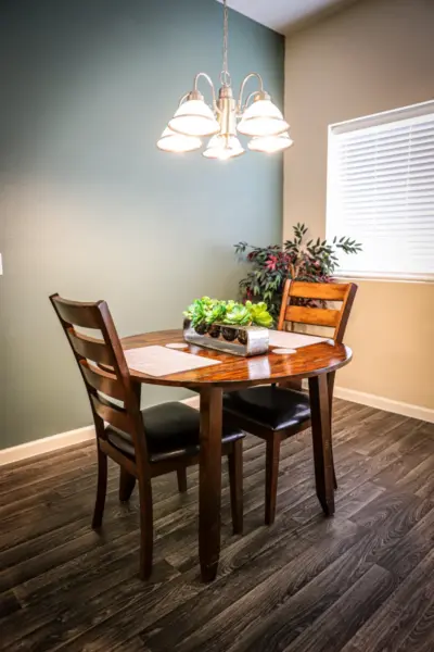 Orchard Pointe at Arrowhead assisted living apartment dining area