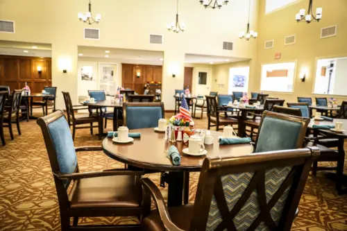 Orchard Pointe at Arrowhead dining room