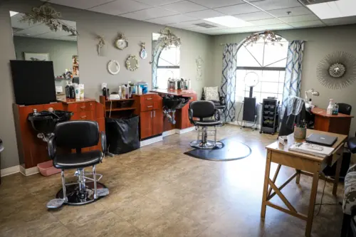 Orchard Pointe at Surprise salon/barber shop