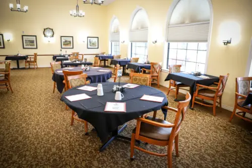 Orchard Pointe at Surprise dining room