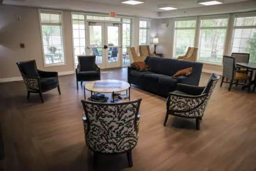 Ridgewood Senior Living assisted living commons area