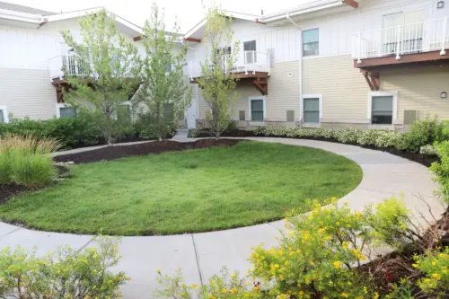 The Heritage at Sterling Ridge assisted living secure outdoor courtyard